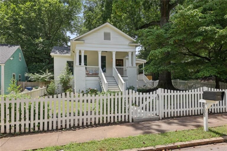 2033 Ridgedale Road - VCG sale